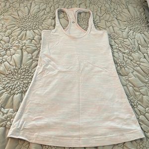 Lululemon tank top